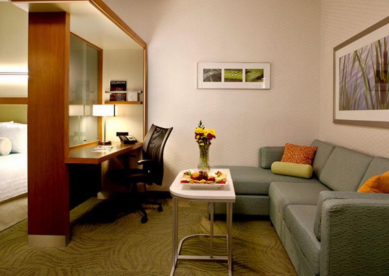 Springhill Suites By Marriott Huntsville Downtown Bagian luar foto