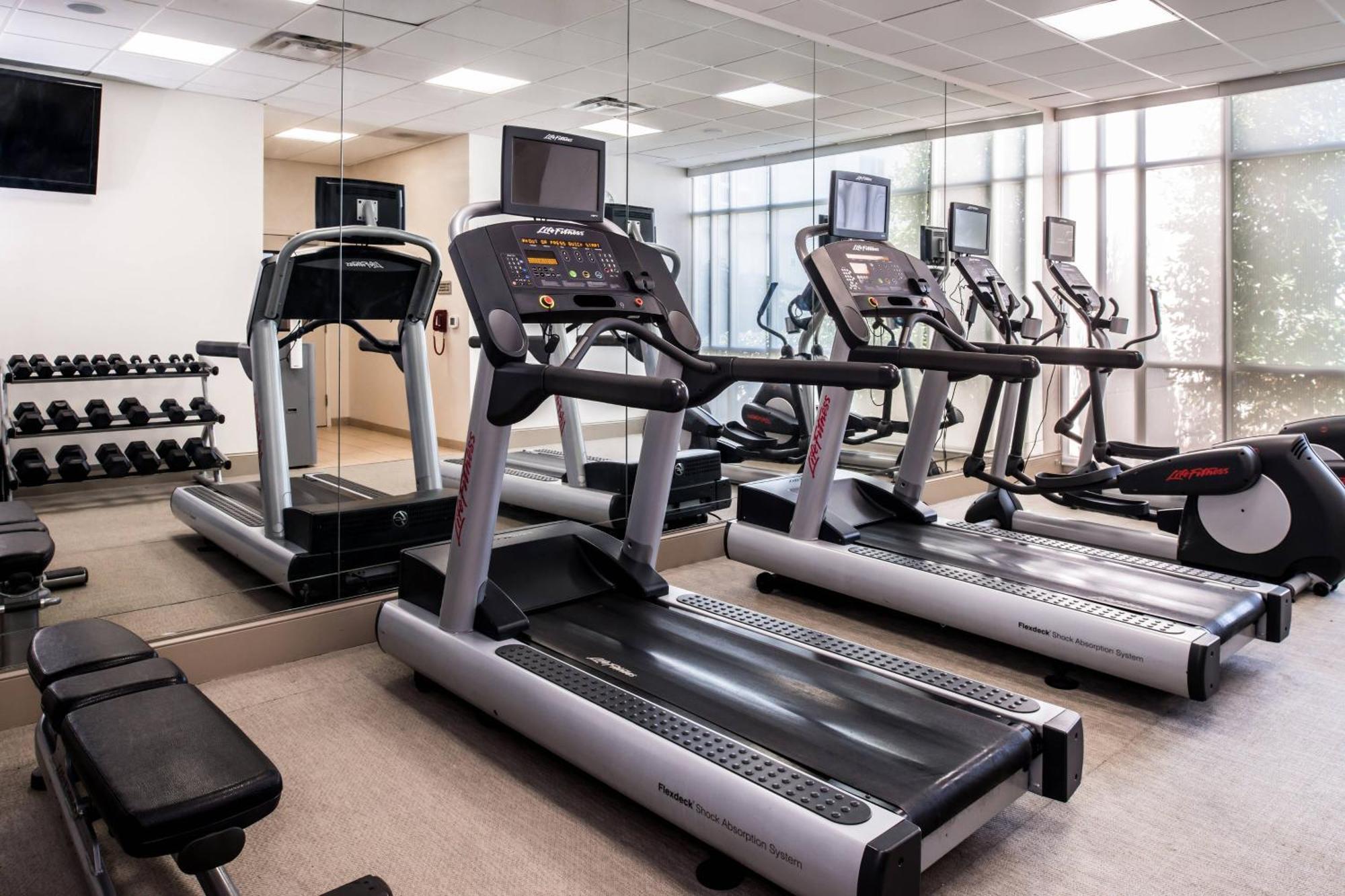 Springhill Suites By Marriott Huntsville Downtown Bagian luar foto