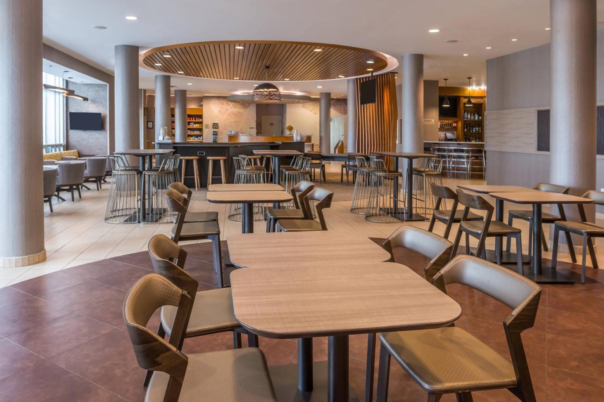 Springhill Suites By Marriott Huntsville Downtown Bagian luar foto