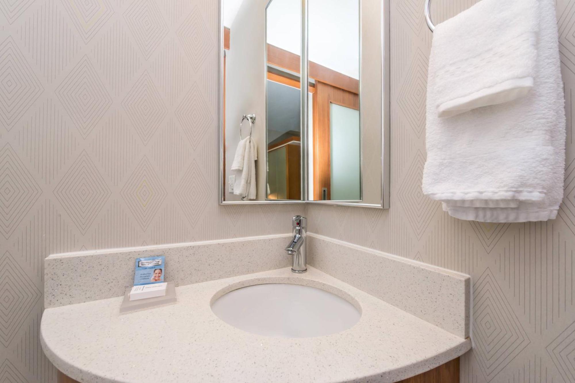 Springhill Suites By Marriott Huntsville Downtown Bagian luar foto
