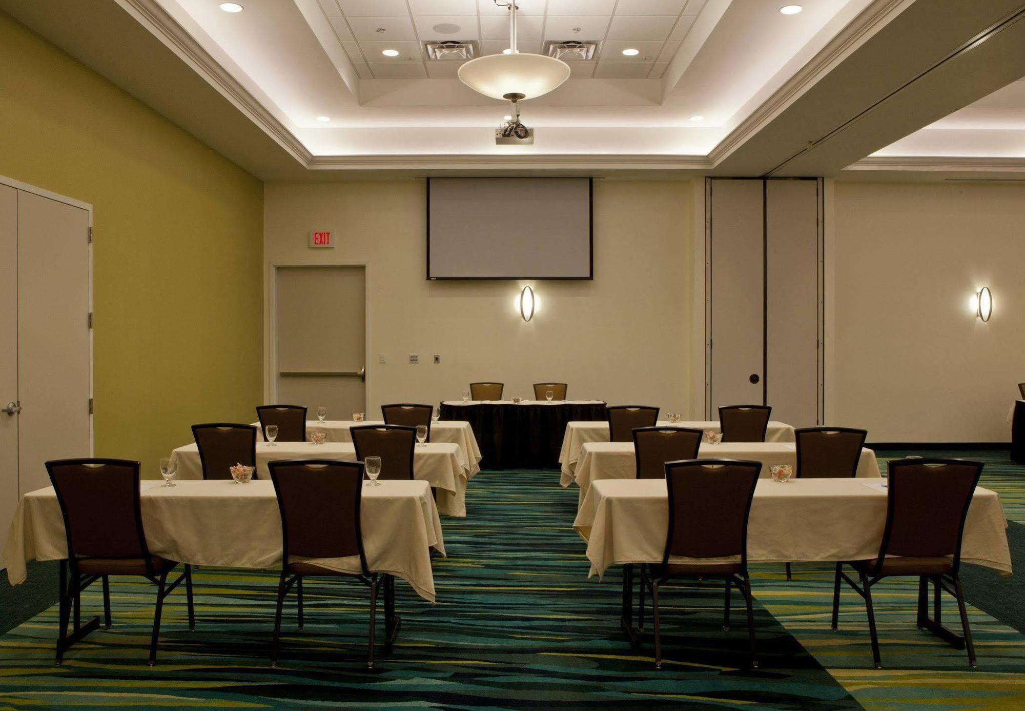 Springhill Suites By Marriott Huntsville Downtown Bagian luar foto